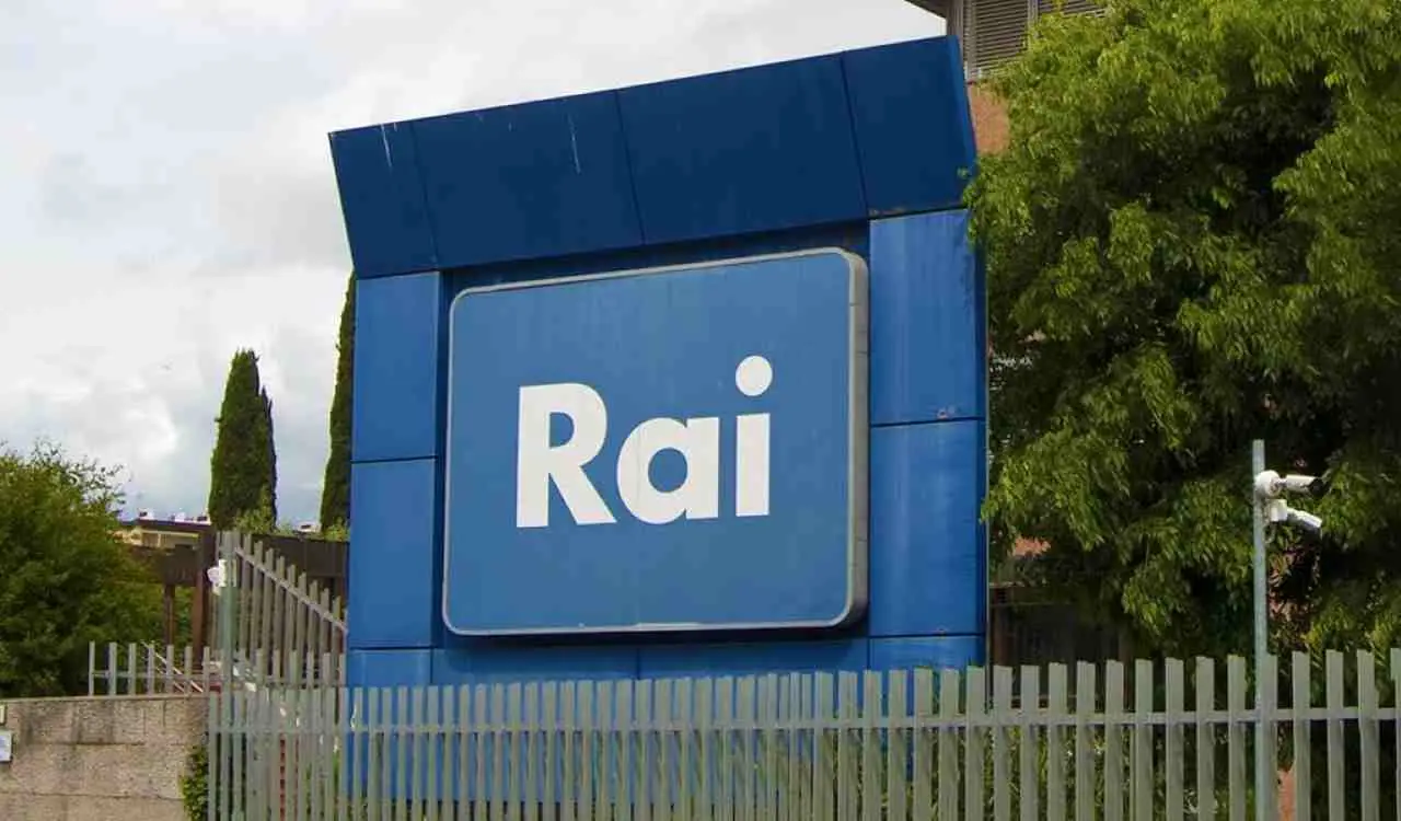Canone RAI: se hai questa età non devi pagare, disdici subito