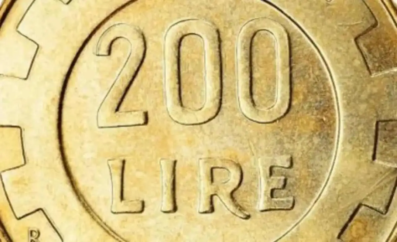 Vecchie monete da 200 lire: ecco quanto valgono oggi