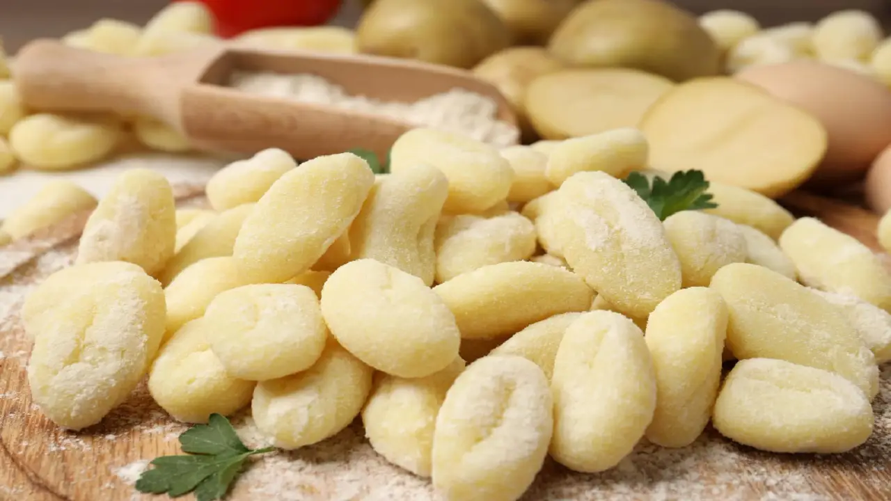 Come fare gli gnocchi di patate in casa: ecco il metodo