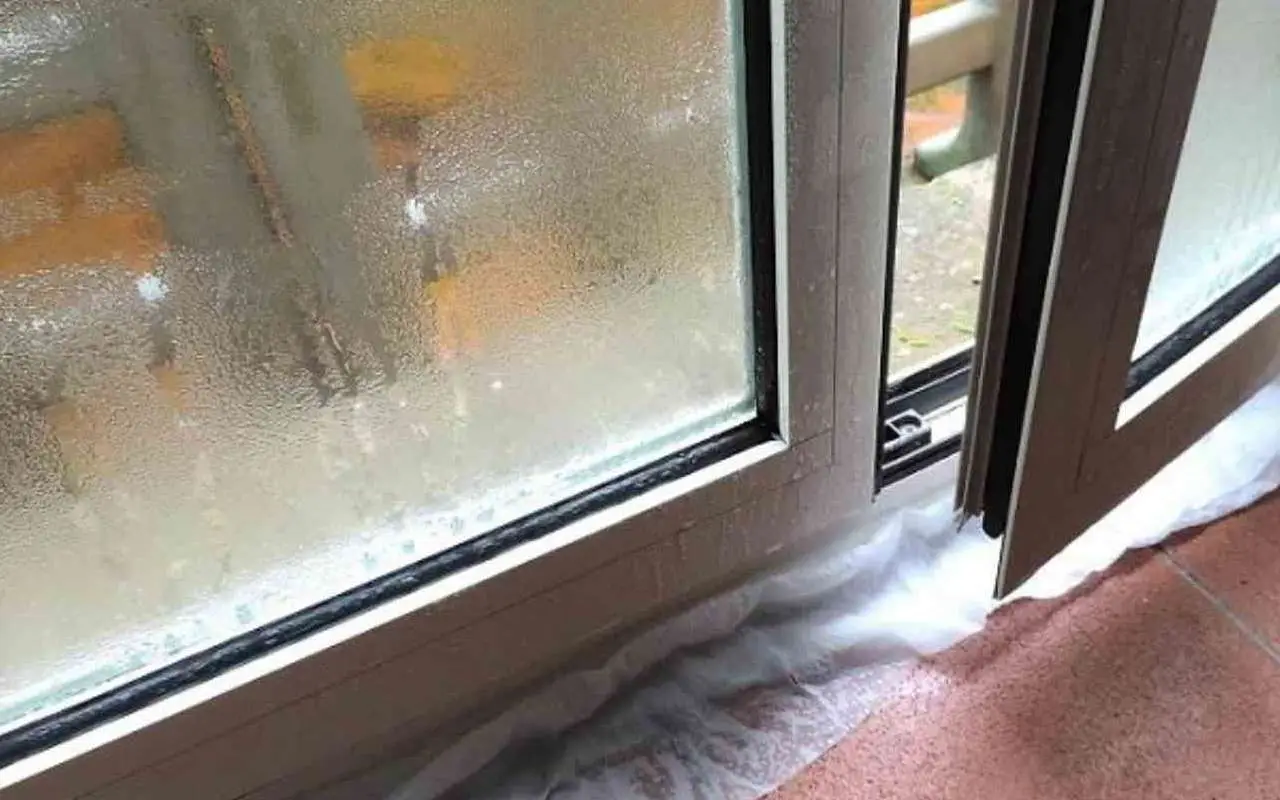 Entra freddo dalle finestre: ecco il metodo per risolvere velocemente