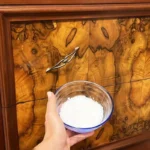 Come togliere i cattivi odori dai cassetti? Il trucco con il bicarbonato