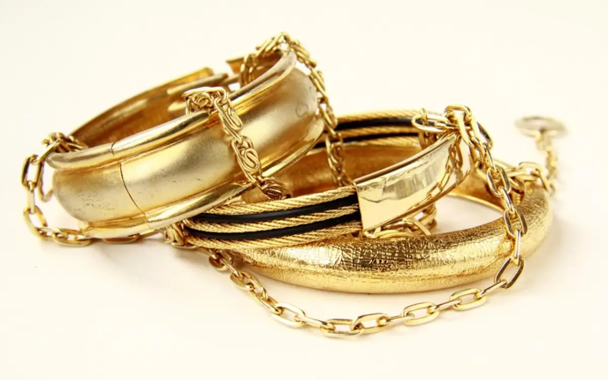 Vendi il tuo oro usato solo se ti pagano almeno questa cifra al grammo: la verità sul mercato